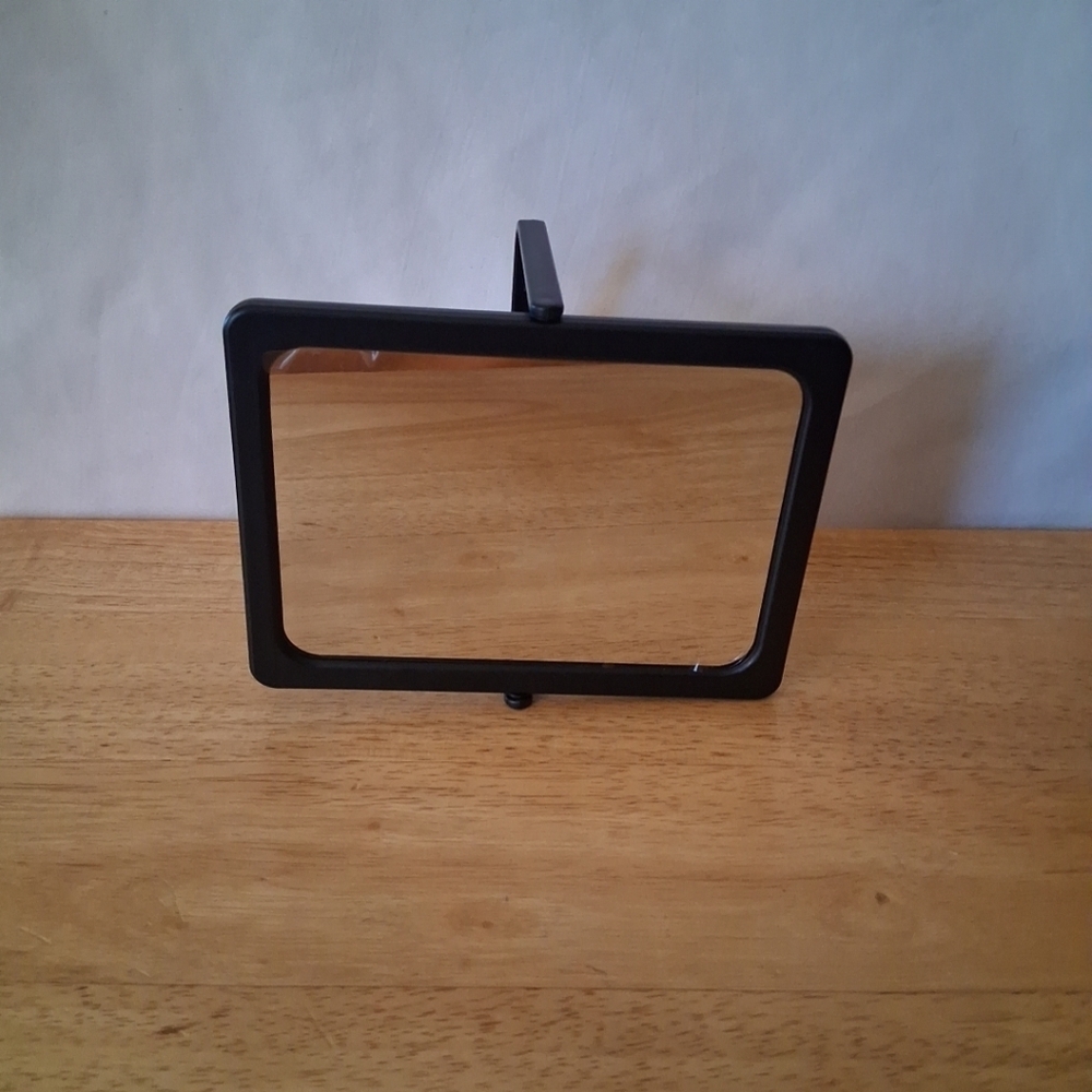 Womans Makeup Mirror - Picture 3 of 5